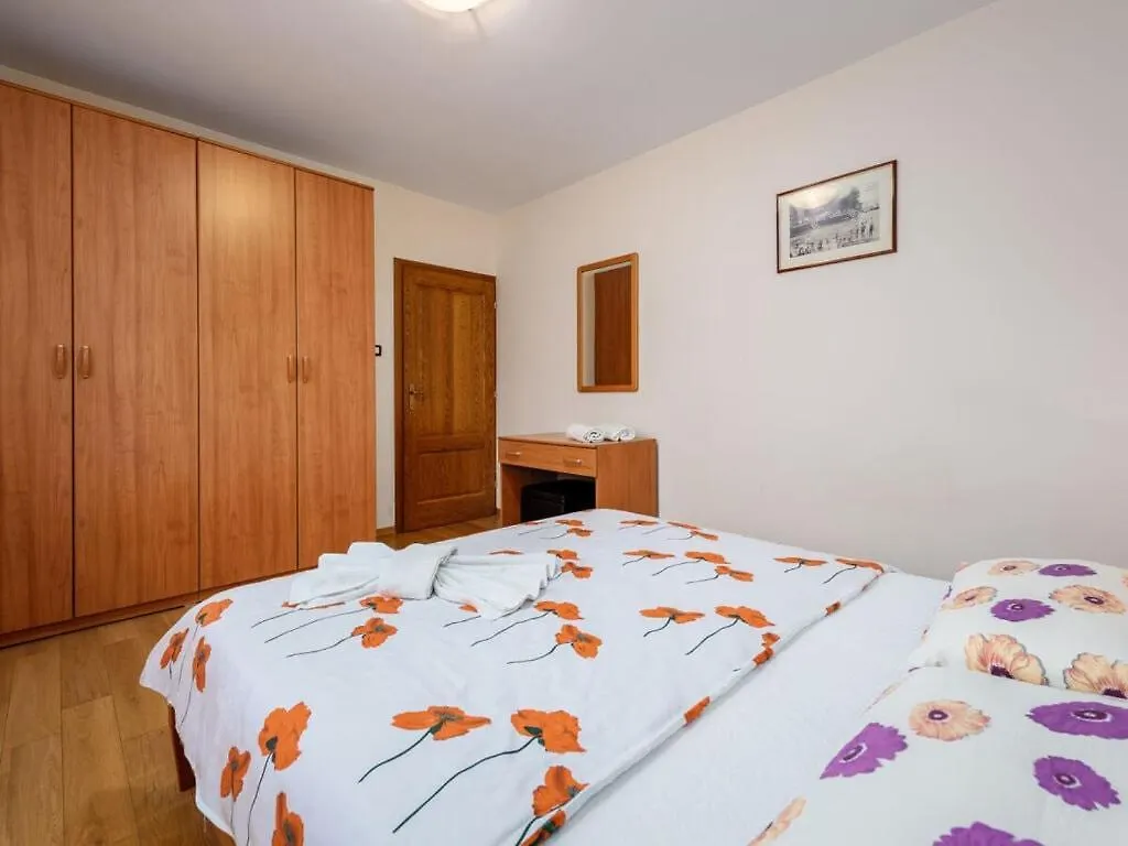 Holiday home Gulic 1 Comfortable Holiday Residence Porec