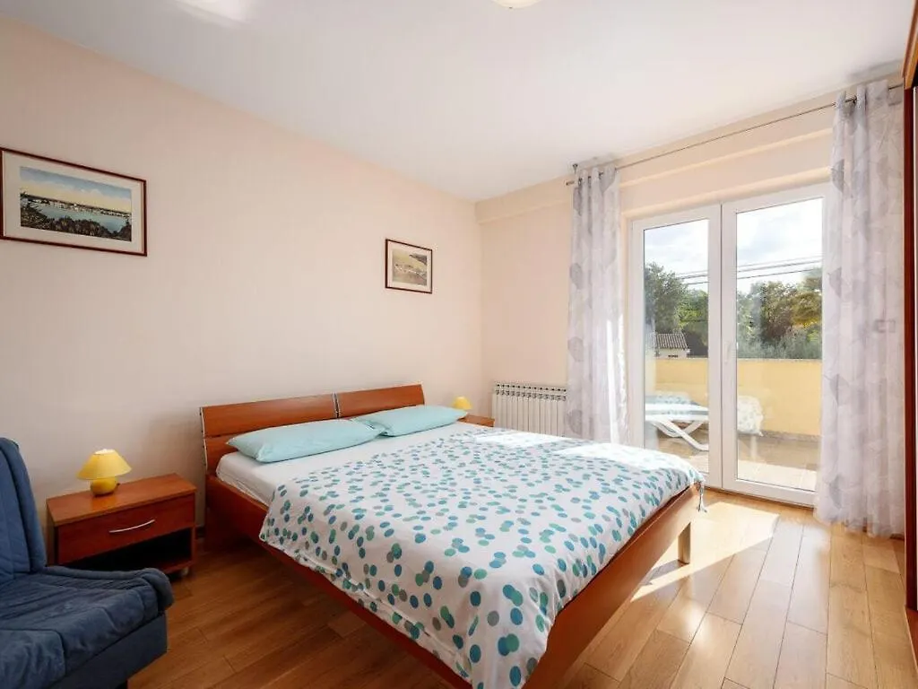 Gulic 1 Comfortable Holiday Residence Porec Holiday home
